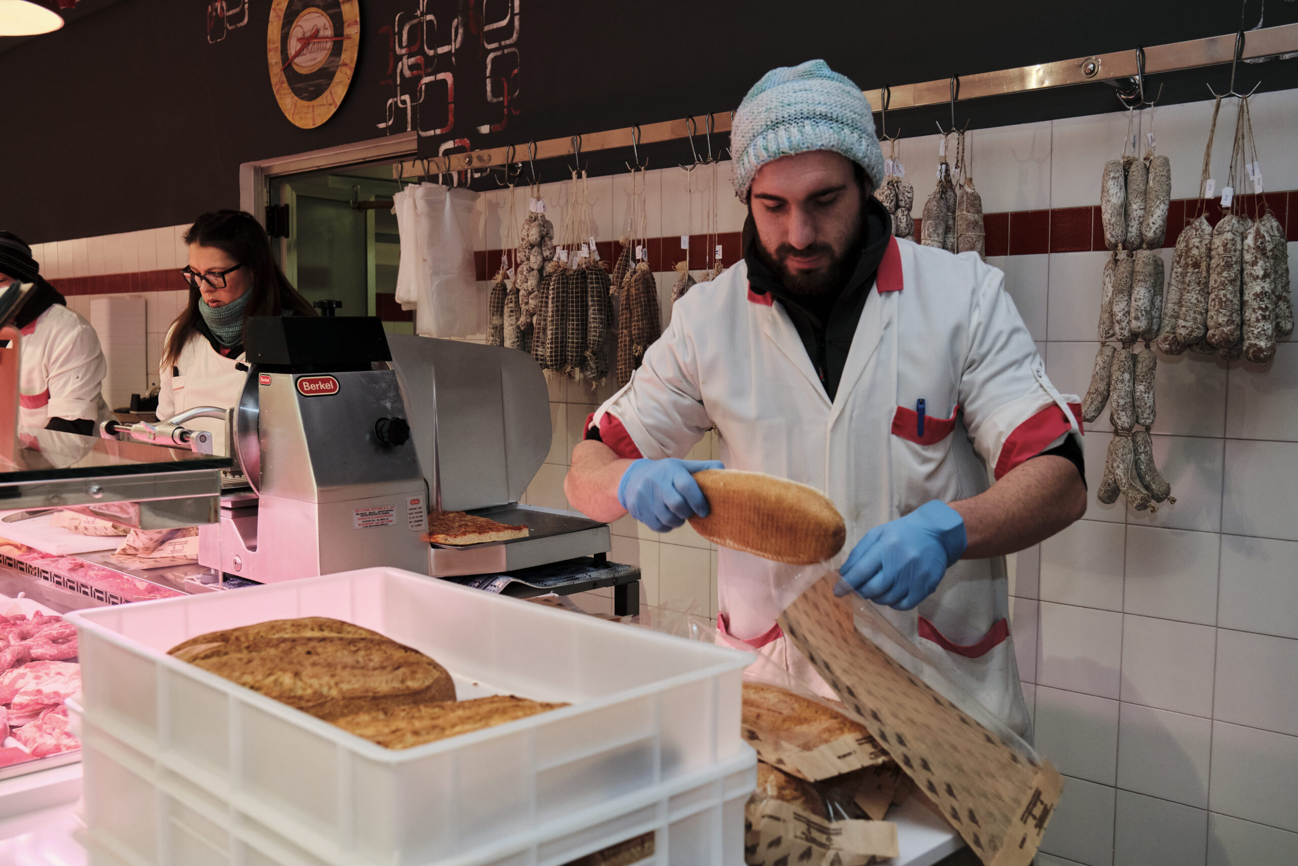 La nostra tradizione-Un servizio pensato per le persone La nostra tradizione-Un servizio pensato per le persone